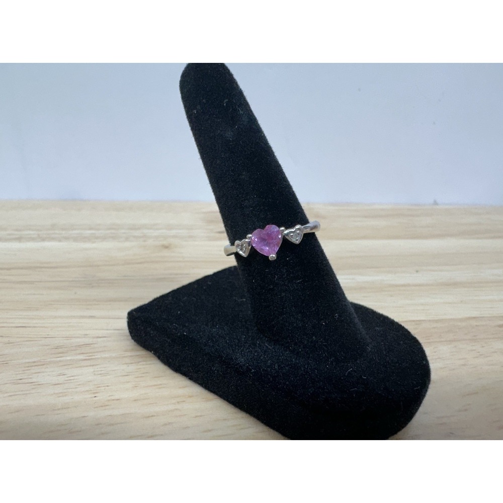 10k White Gold Pink Heart Sapphire Ring Size 6.25